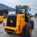 JCB 412