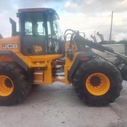 JCB 427