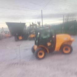 JCB 520-40