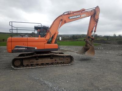 Doosan DX225