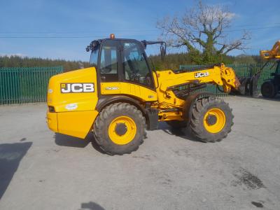 JCB TM320