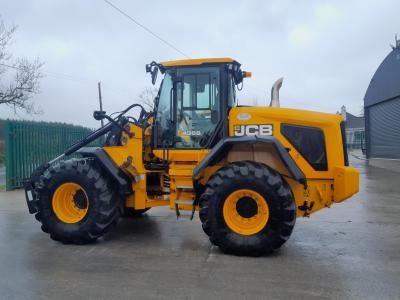 JCB 435