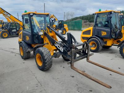 JCB 406