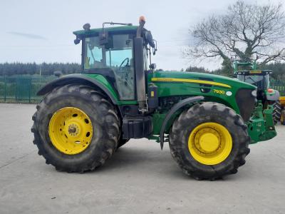 John Deere 7930