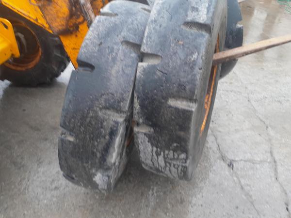 JCB TM320