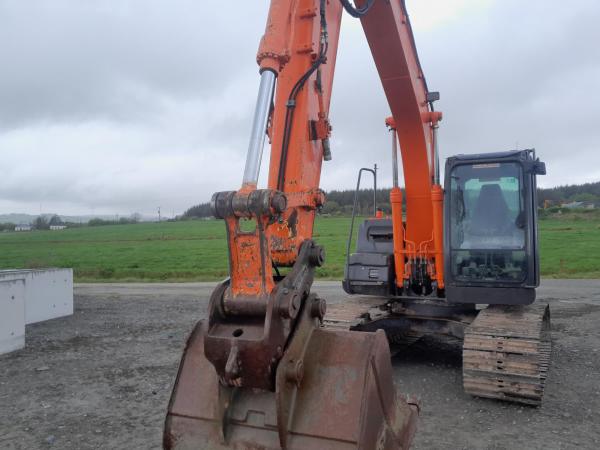 Hitachi Zaxis 130-5