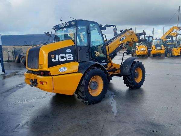 JCB TM320