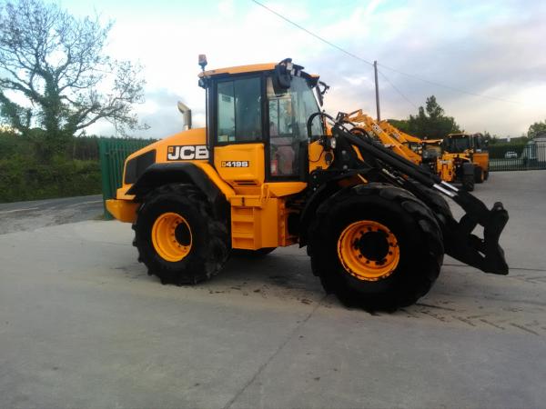 JCB 419S