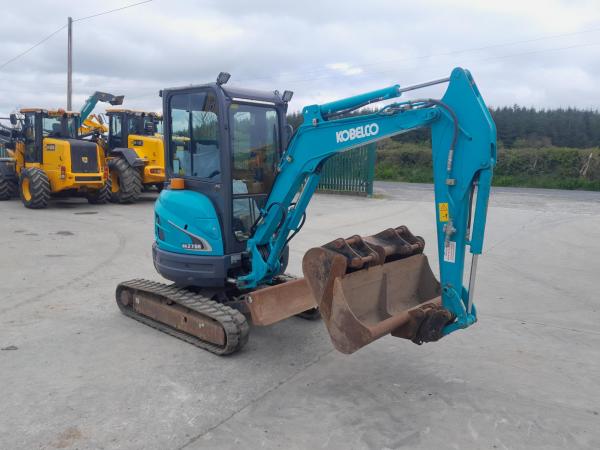 Kobelco SK 27 SR